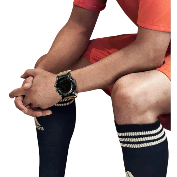 SKMEI 1384 Large Digital Sport Watch Black & Red