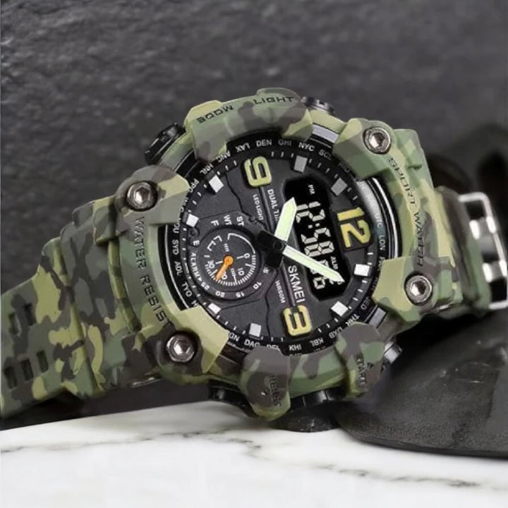 SKMEI 1637 Military Camo Sport Watch 3-Time Display
