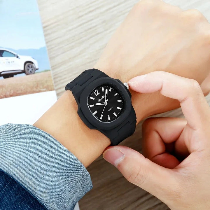 SKMEI 1717 Unisex Casual Watch Black Silver